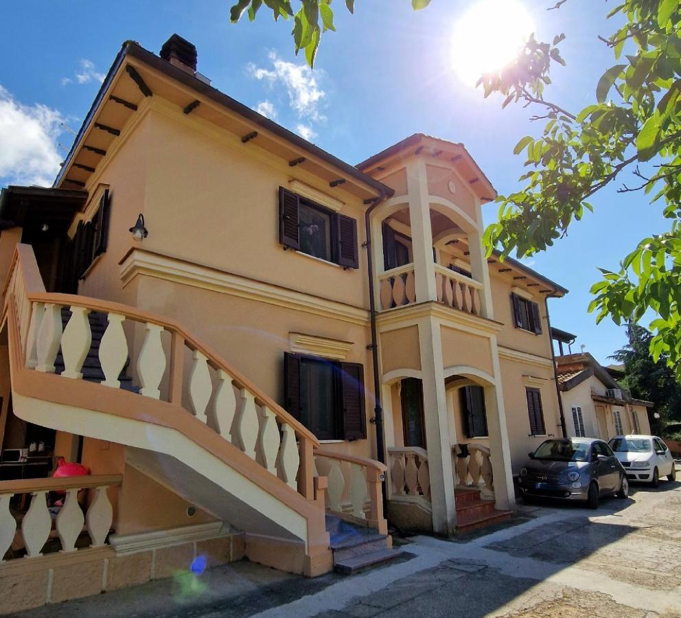 La Corte Liberty Rosa Iglesias Exterior photo